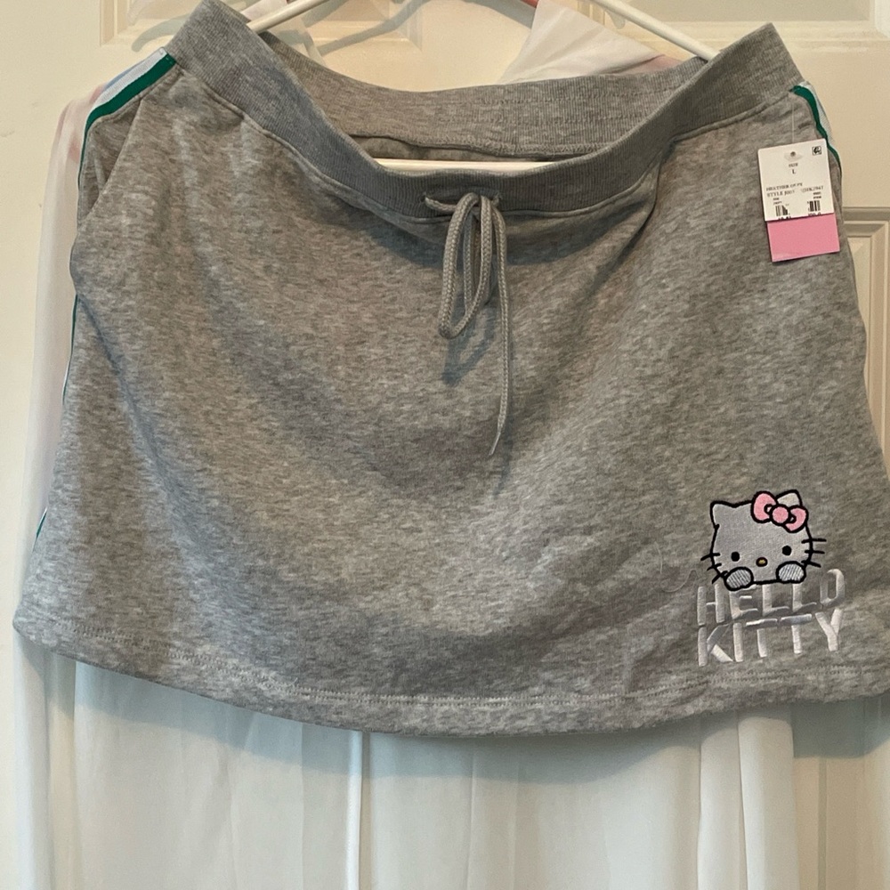 NWT HELLO KITTY MINI SKIRT